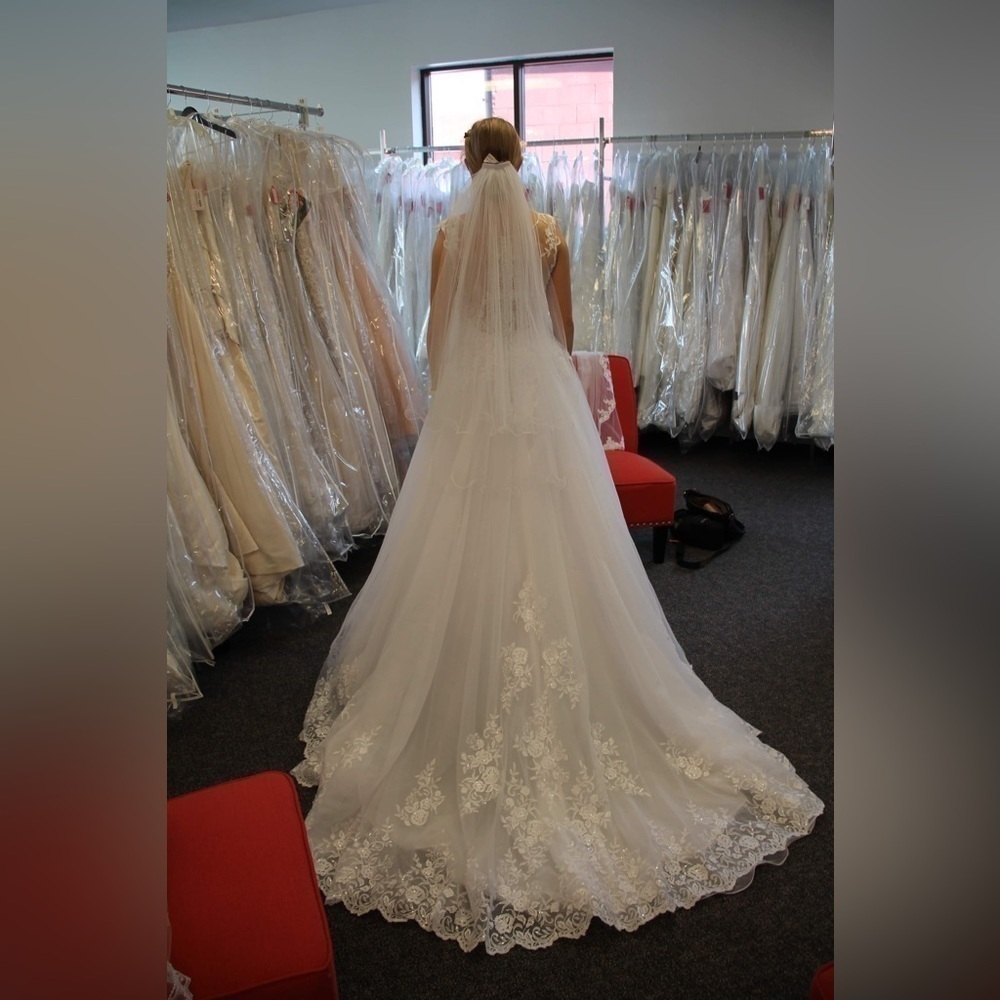 Rebecca Ingram Jamie white wedding dress - Picture 5 of 7